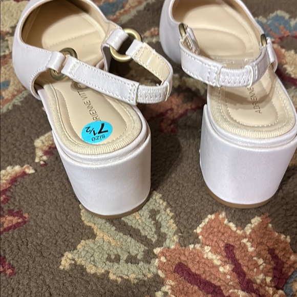 Adrienne Vittadini pink gold glittery Slingback Heels 7.5 - Picture 4 of 5